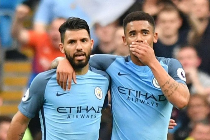 Man Utd players ‘do not want’ Pep Guardiola to pick two Man City stars in Sunday's derby - Bóng Đá