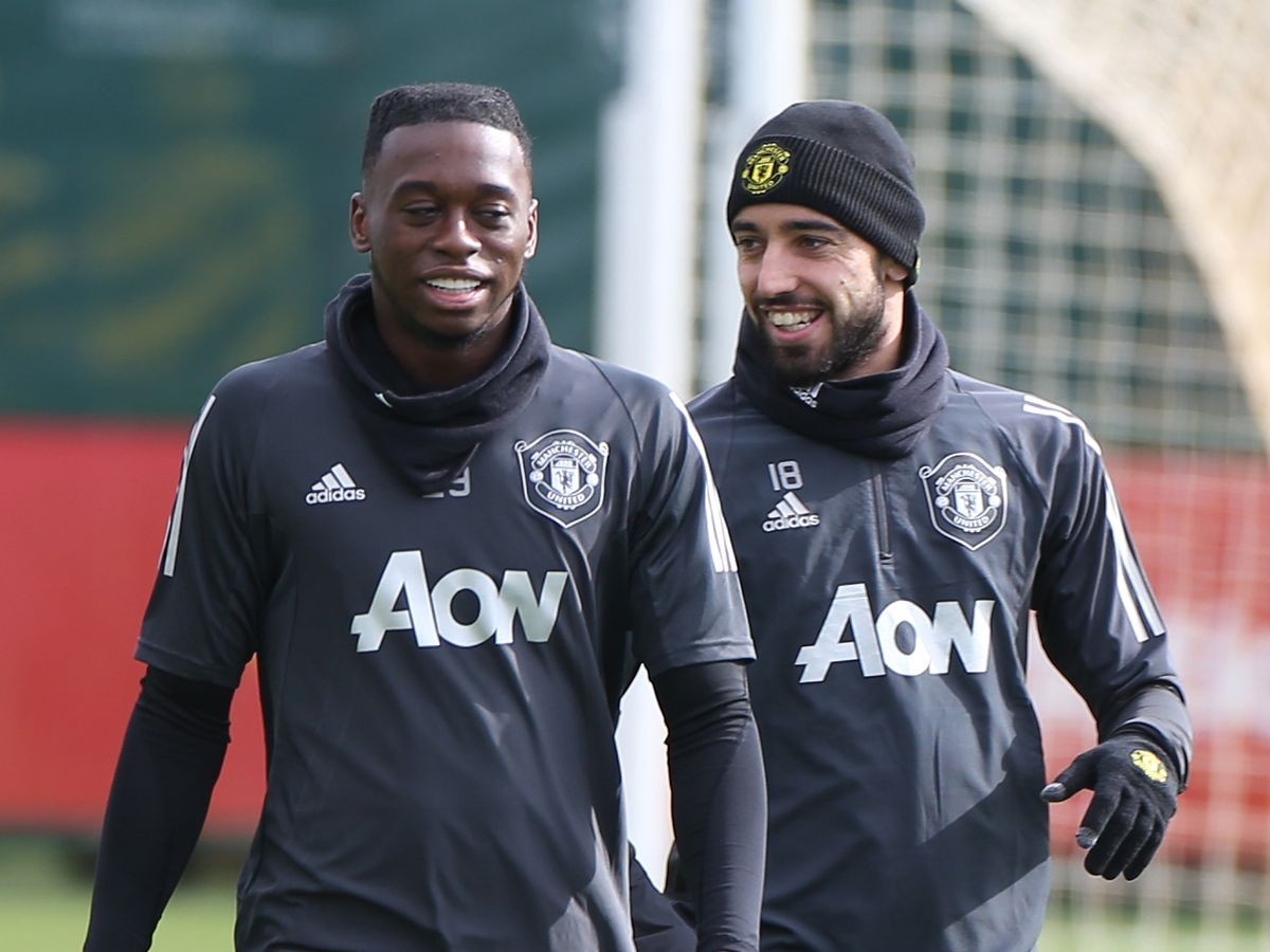 Ngay khi đến Man Utd, Bruno Fernandes làm ngay 1 điều với Wan-Bissaka - Bóng Đá