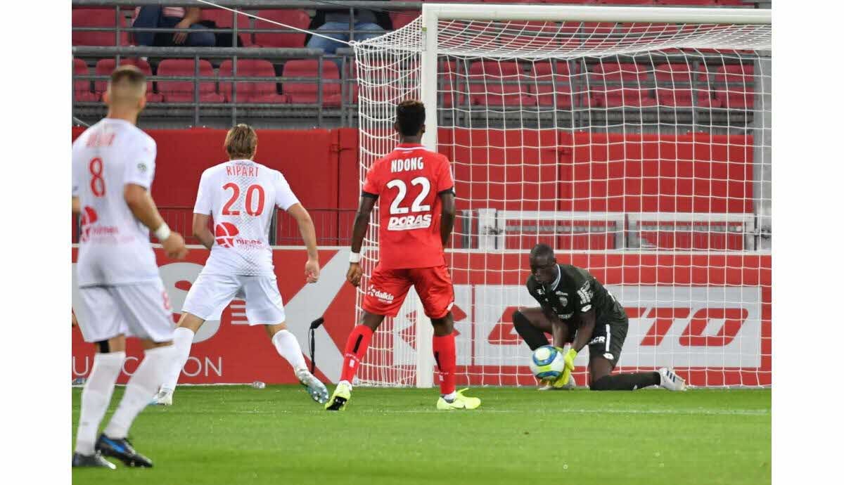 Đội hình tiêu biểu vòng 5 Ligue 1: Không PSG, nhiều gương mặt lạ - Bóng Đá