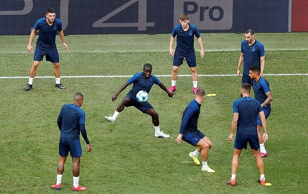 Amad Diallo scores lovely goal in training - Bóng Đá
