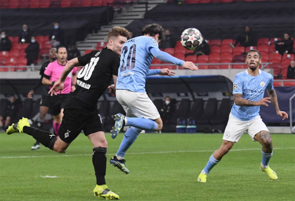 5 điểm nhấn Gladbach 0-2 Man City: Bổn cũ soạn lại, Cancelo đáng điểm 10 - Bóng Đá