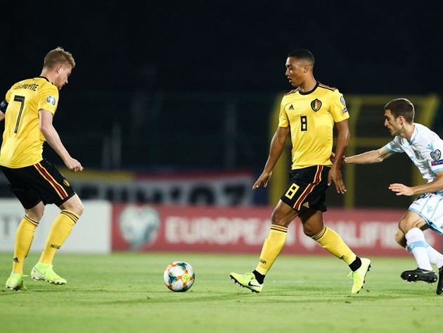 'Người thừa' của Chelsea lập cú đúp, Bỉ giữ vững mạch toàn thắng - Bóng Đá