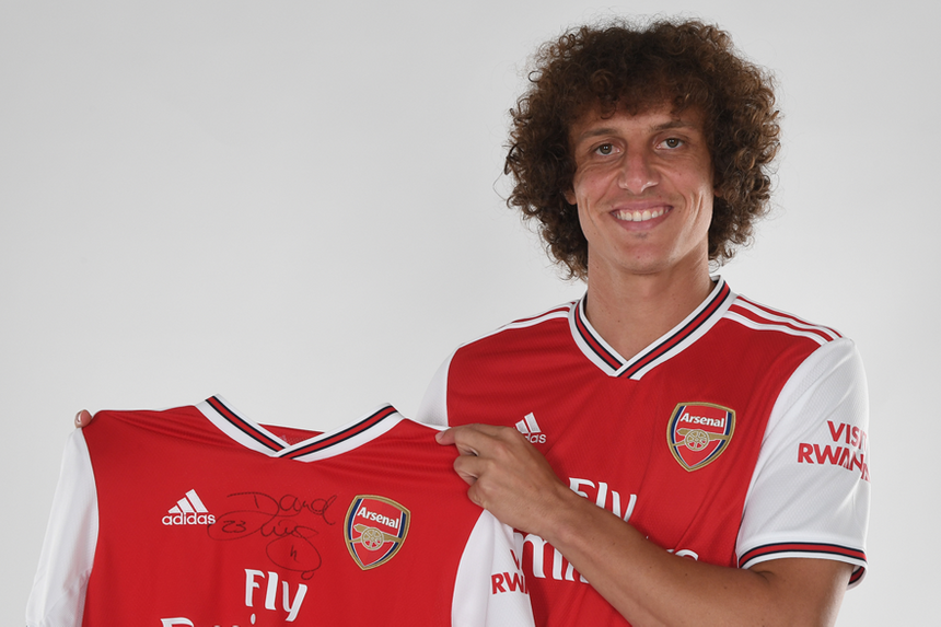 XONG! Rạng rỡ ra mắt Arsenal, David Luiz chốt luôn số áo - Bóng Đá