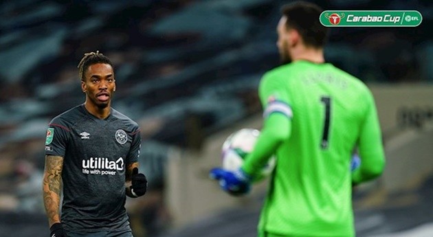Jorginho shout at Chelsea team-mate Kurt Zouma as he gets skinned by Aubameyang for Arsenal’s FA Cup winning goal - Bóng Đá