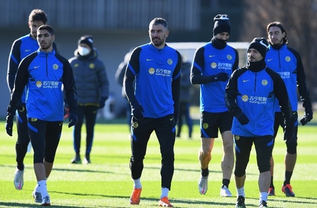 Inter + Roma tập - Bóng Đá