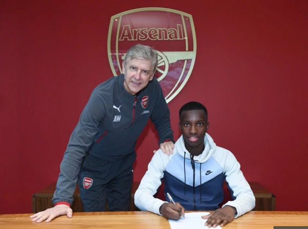 Nhìn sao trẻ tỏa sáng, Arsenal phải thầm cảm ơn Chelsea - Bóng Đá