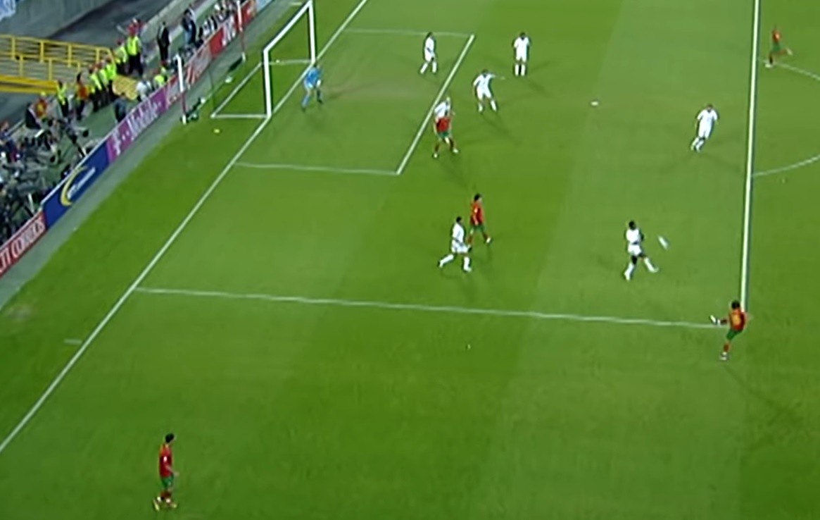 10 'thánh sút xa' trong làng túc cầu: Cú đá mở ra kỷ nguyên Chelsea! - Bóng Đá