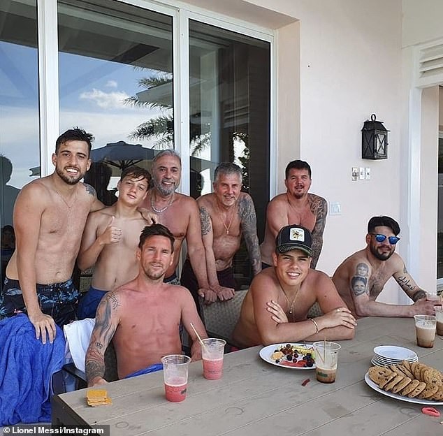 Inter muốn có Kolarov vì Emerson đắt - Bóng Đá