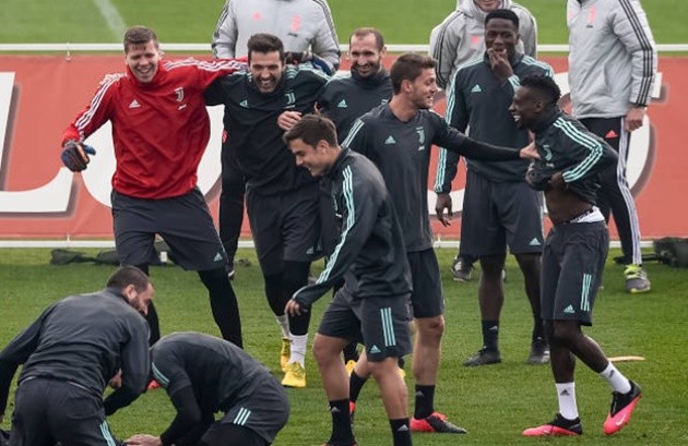 5 ngôi sao chưa thể tìm được bến đỗ mới sau khi rời AC Milan: 