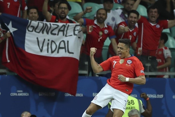 HLV Chile nói về Sanchez: 