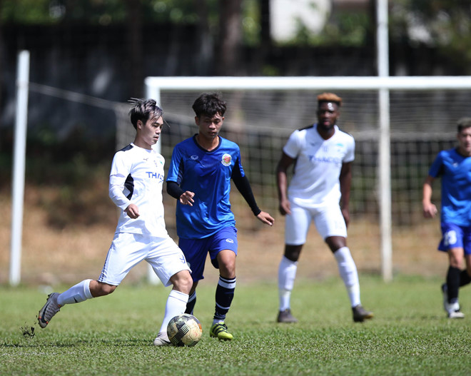 Bầu Đức dự khán, HAGL thắng đậm 