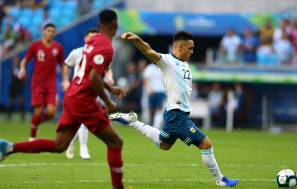 Buộc phải thắng, Messi đã 'cầu cứu' những người đặc biệt - Bóng Đá