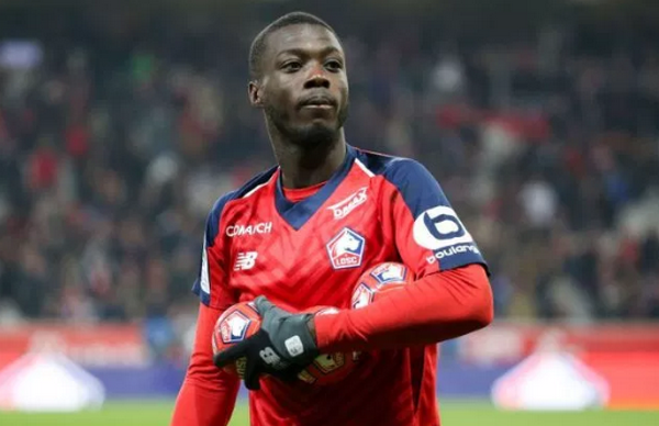 Ra mắt CAN Cup, mục tiêu Man United sút phạt trúng khung gỗ - Bóng Đá