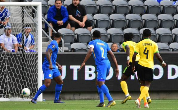 Vượt qua Việt Nam trên chấm 11, đội tuyển này tiếp tục được 'độ' cực mạnh ở Gold Cup - Bóng Đá