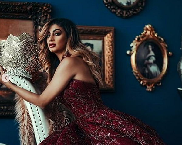 Gạ gẫm người đẹp gốc Ai Cập, đồng đội Salah nhận cái kết đắng ngắt - Bóng Đá