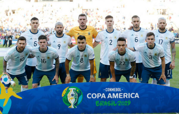 Theo kèm Messi cả trận, cầu thủ Venezuela này là người may mắn nhất - Bóng Đá