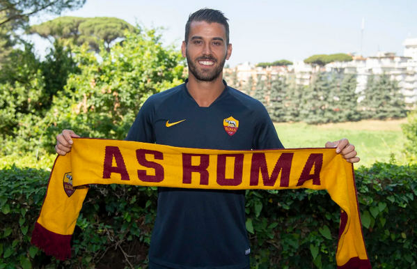 Được Juve 'giải thoát', Spinazzola rạng rỡ ra mắt CLB mới - Bóng Đá