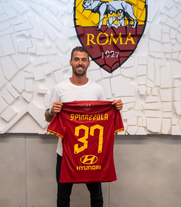 Được Juve 'giải thoát', Spinazzola rạng rỡ ra mắt CLB mới - Bóng Đá