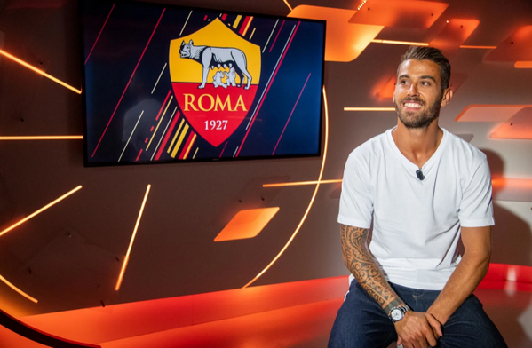 Được Juve 'giải thoát', Spinazzola rạng rỡ ra mắt CLB mới - Bóng Đá