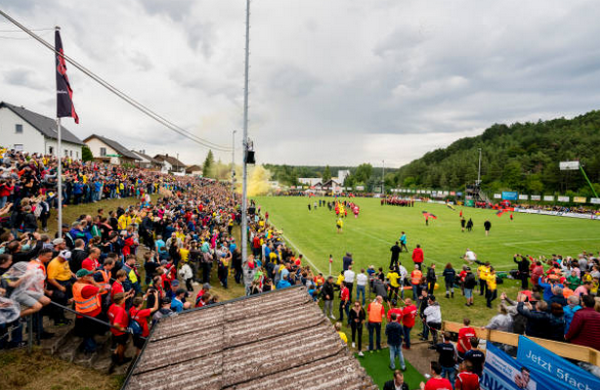 Chào mừng 'đứa con lưu lạc', Dortmund đại thắng 10-0 - Bóng Đá