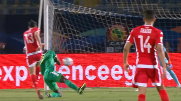 Hai quả penalty hỏng, Mane cùng đồng đội vào chung kết theo kịch bản khó tin - Bóng Đá