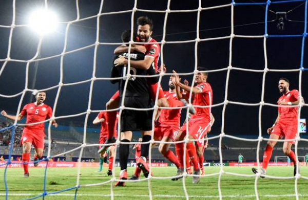 Hai quả penalty hỏng, Mane cùng đồng đội vào chung kết theo kịch bản khó tin - Bóng Đá