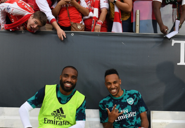 Ra sân hơn 10 phút, sao Arsenal vẫn bị đối thủ 'sàm sỡ'  - Bóng Đá