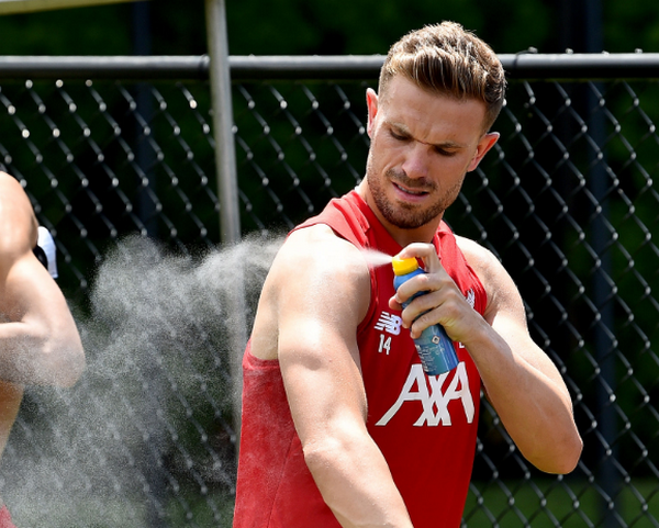 Chăm sóc nhiệt tình, Klopp khiến trò cưng 'phát sợ' - Bóng Đá