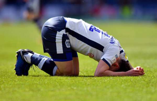 Đội bóng 'đáng thương'! Bị trừ 12 điểm, 6 trận liền không được đá - Bóng Đá