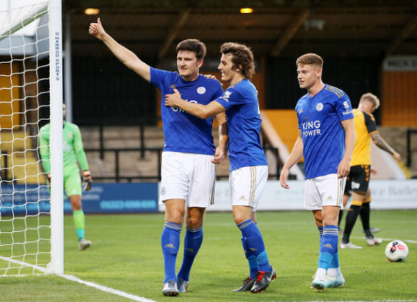 Không chỉ tiếp tục ra sân, Maguire còn có hành động 'kinh ngạc' - Bóng Đá