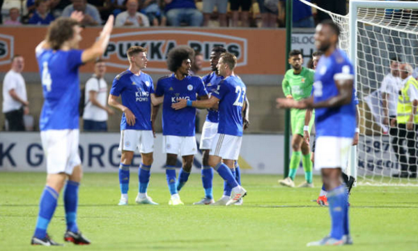 Không chỉ tiếp tục ra sân, Maguire còn có hành động 'kinh ngạc' - Bóng Đá