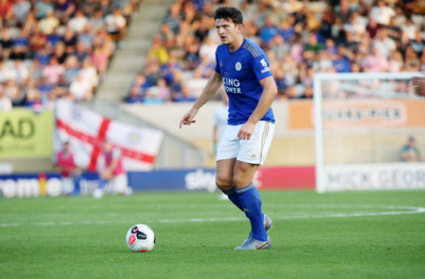 Không chỉ tiếp tục ra sân, Maguire còn có hành động 'kinh ngạc' - Bóng Đá