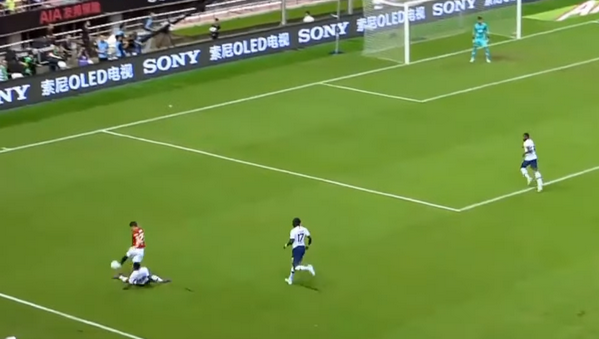 'Thương' Tottenham, CLB Premier League đầu tiên bất lực trước 'máy chạy' Man United (James) - Bóng Đá