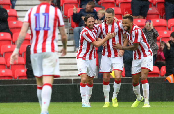 Với hành động này, Maguire đâu có 'gần' Man United - Bóng Đá