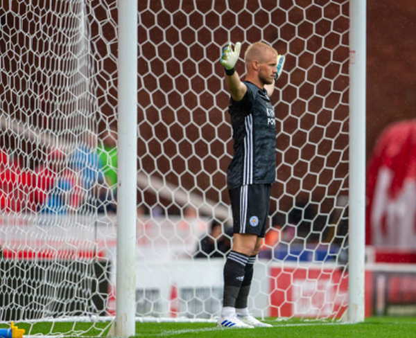 Với hành động này, Maguire đâu có 'gần' Man United - Bóng Đá