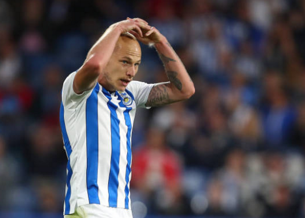 Kinh hoàng! 'Premier League' bị hủy diệt hoàn toàn loạt trận mở màn Championship - Bóng Đá