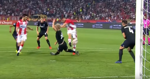 'Ác mộng' của Liverpool mất điểm đáng tiếc tại Champions League - Bóng Đá