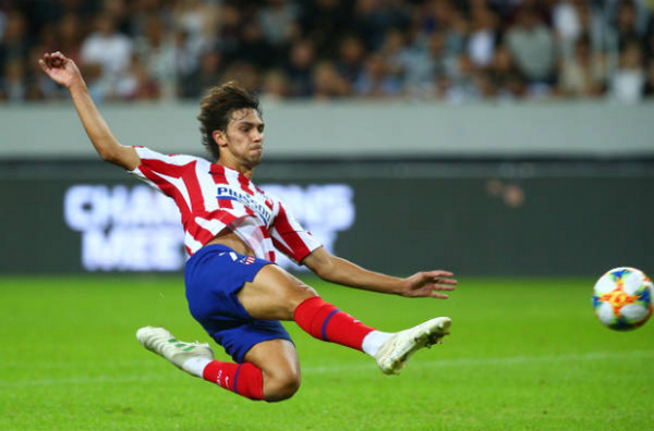 Tân binh 126 triệu lập cú đúp, Atletico 'soán ngôi' thành công Man United - Bóng Đá