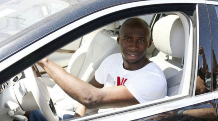 CHÍNH THỨC: Mangala gia nhập Valencia - Bóng Đá