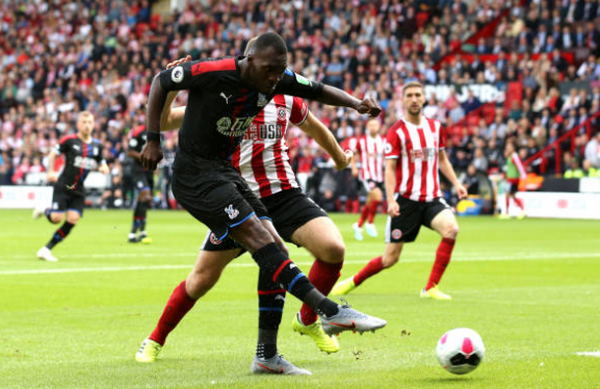 Thắng trận đầu tiên, tân binh Premier League san bằng điểm số với Man City - Bóng Đá