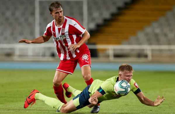 Cay đắng! 27 tuổi, trung vệ lò La Masia bị chấm dứt hợp đồng (Muniesa) - Bóng Đá