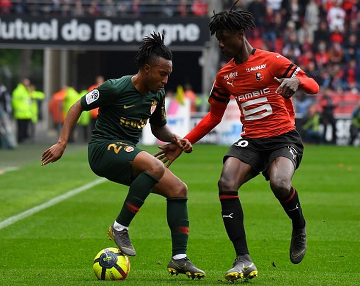 Real, Barca, Bayern theo đuổi Eduardo Camavinga - Bóng Đá