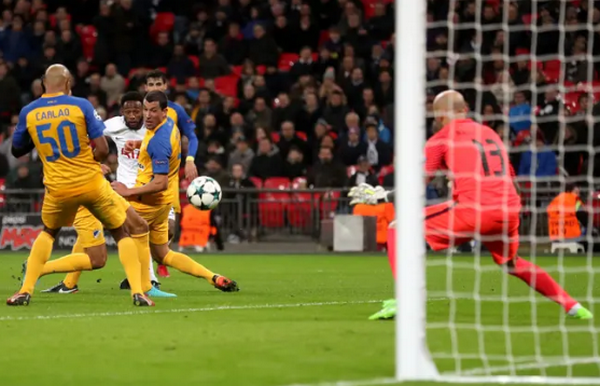 CHÍNH THỨC: Tottenham bán N'Koudou - Bóng Đá