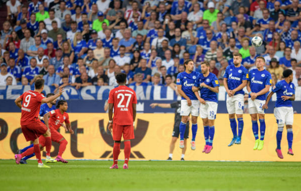 Bayern xếp hạng 6, Lewandowski vẫn làm được điều 'đáng sợ' - Bóng Đá