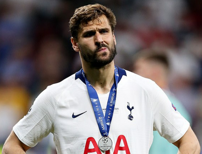 CHÍNH THỨC: Llorente gia nhập Napoli - Bóng Đá