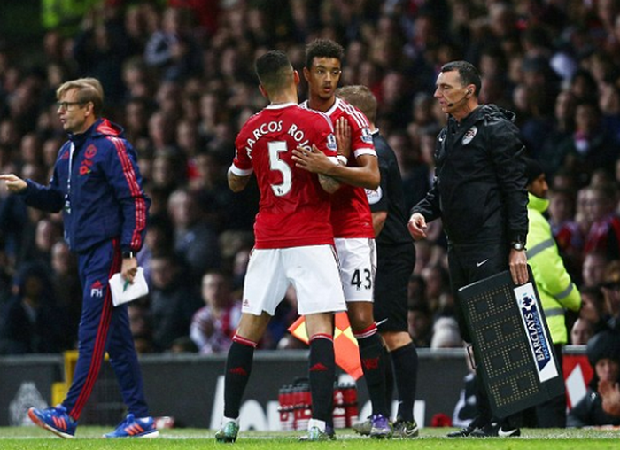 CHÍNH THỨC: Man United đẩy đi Cameron Borthwick-Jackson - Bóng Đá