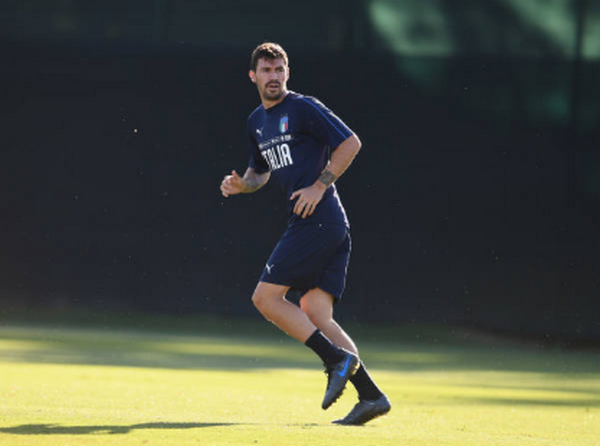 Ngày đầu tập trung, dàn sao Italia đã phải 'đi học' - Bóng Đá