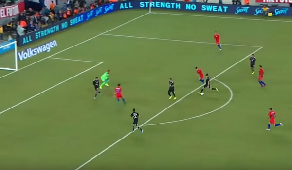 Thần đồng 2k hỏng pen, tuyển Mỹ thua thảm trên sân nhà - Bóng Đá