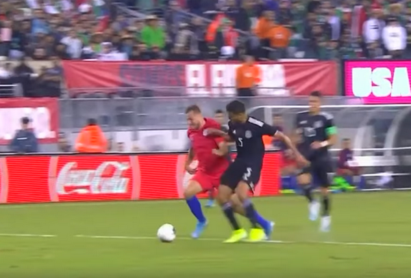 Thần đồng 2k hỏng pen, tuyển Mỹ thua thảm trên sân nhà - Bóng Đá