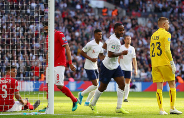 Siêu tiền đạo lập hattrick, Tam sư hủy diệt đối thủ tại Wembley - Bóng Đá